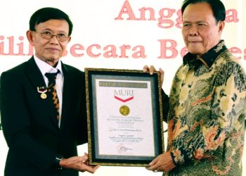 Delapan Kali Terpilih Jadi Anggota Dewan, Politisi Ini Raih Rekor Muri