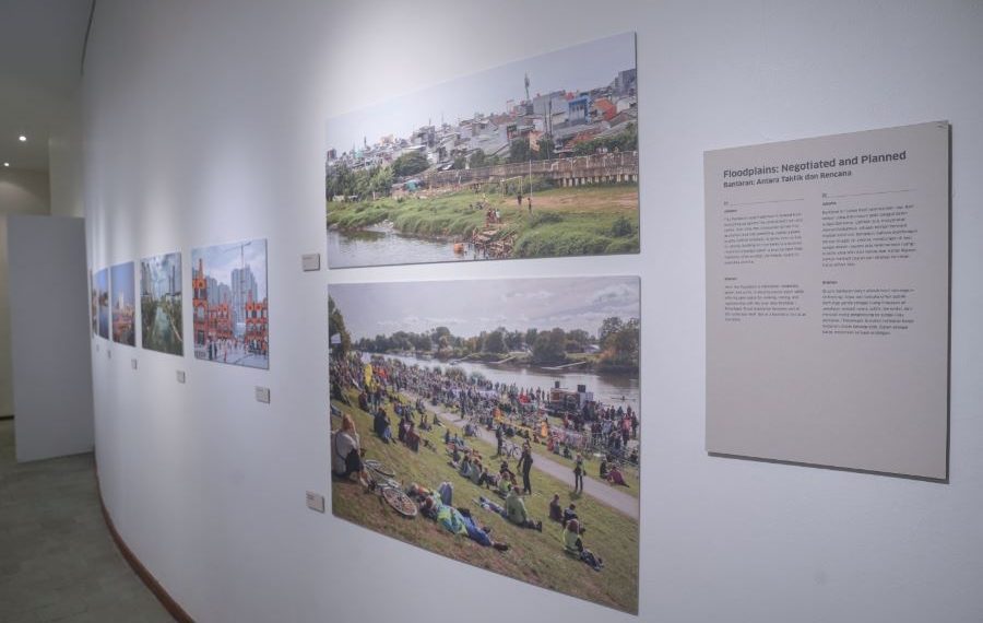 Potret Kondisi Masyarakat Pesisir dalam Pameran Fotografi ‘Living at the Urban Seafront’