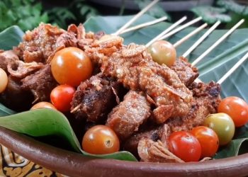 Sate Kere Tempe Gembus alias Tempe Gajes atau Tempe Menjes, Rasa Hebat Harga Hemat