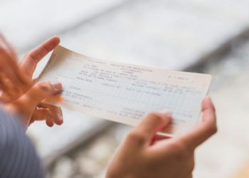 Sama Sama Alat Pembayaran Giral, Apa Perbedaan Cek dan Bilyet Giro?